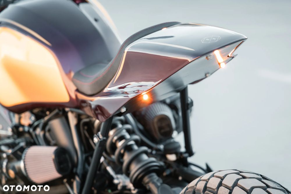BMW R - 28