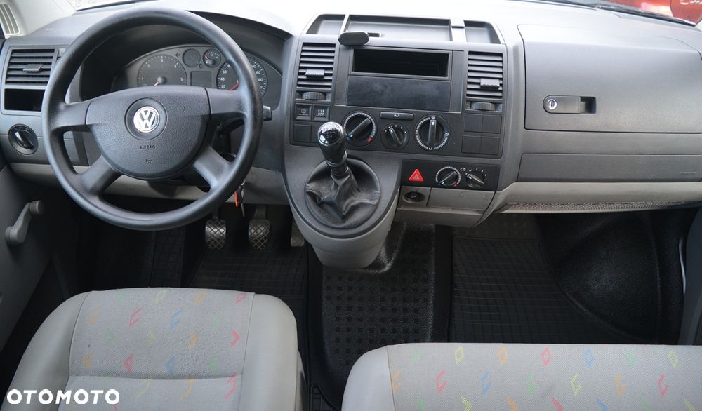 Volkswagen Transporter - 13