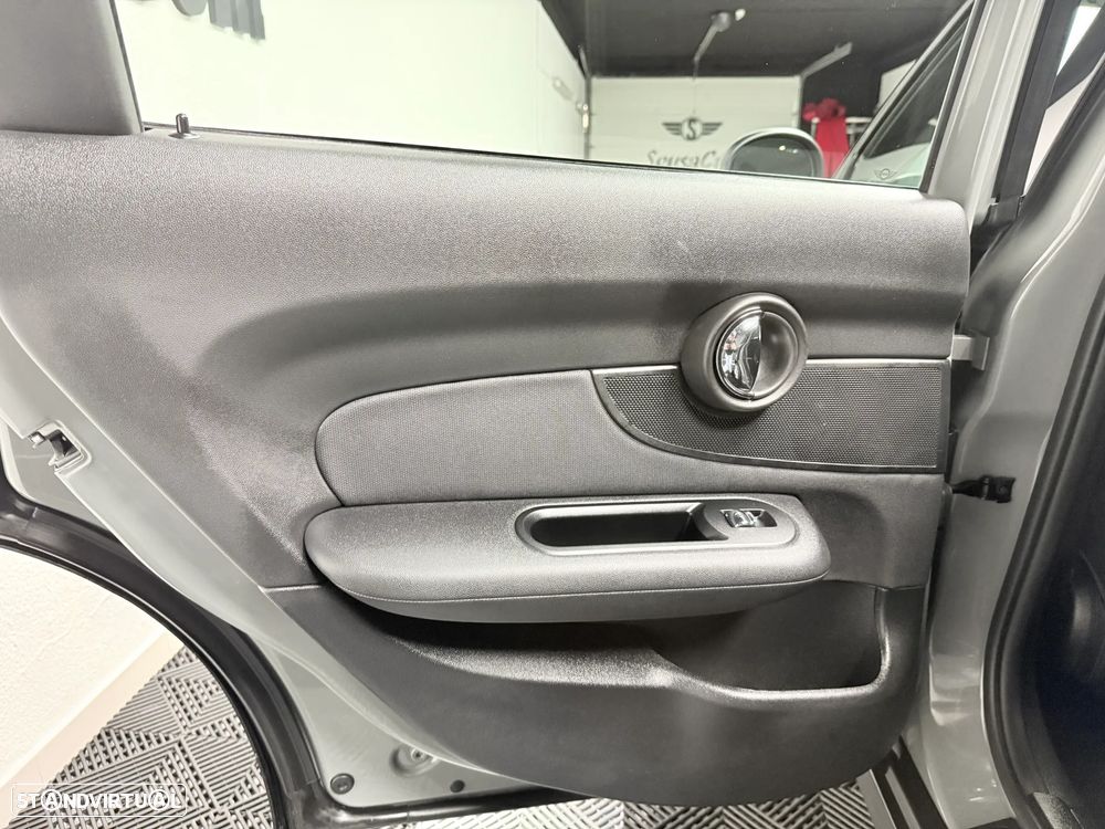 MINI Clubman One D - 23
