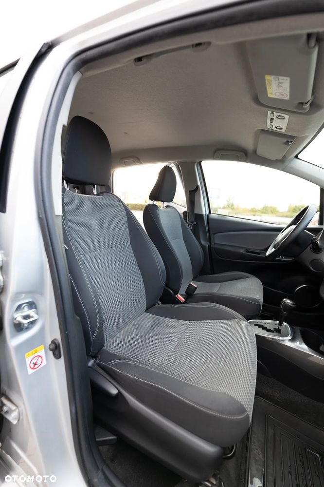 Toyota Yaris - 17