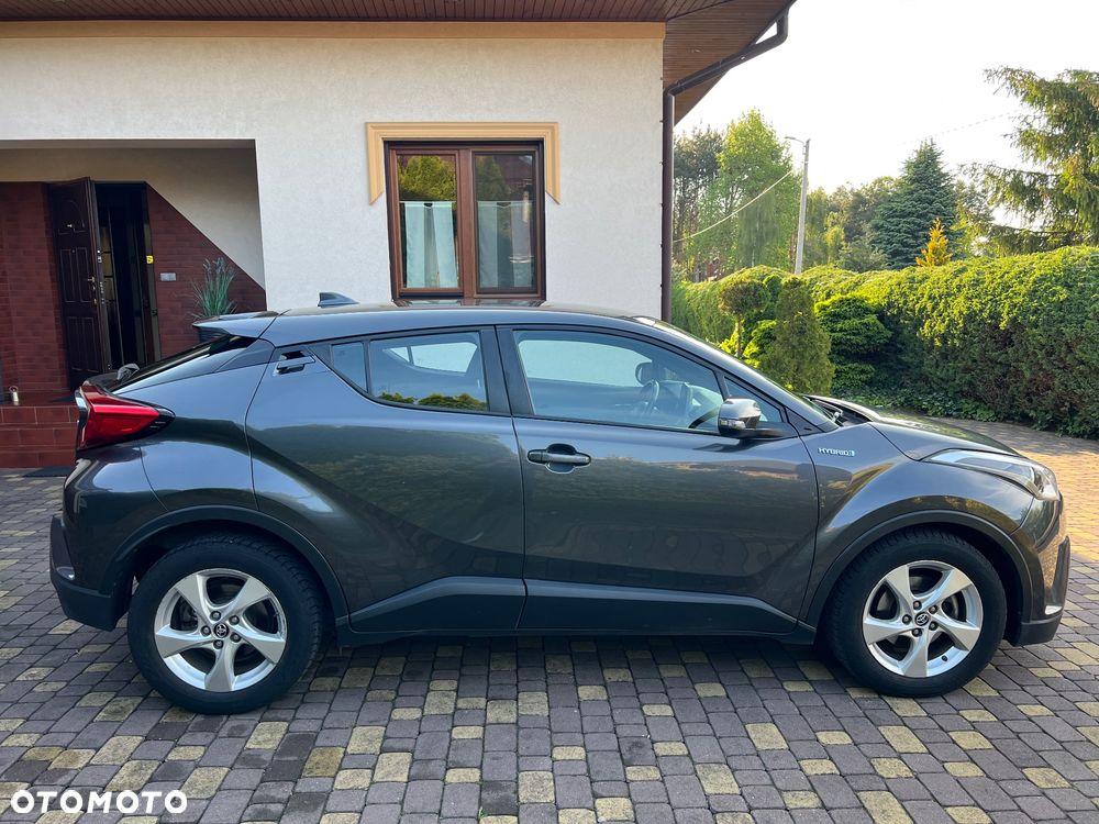 Toyota C-HR - 9