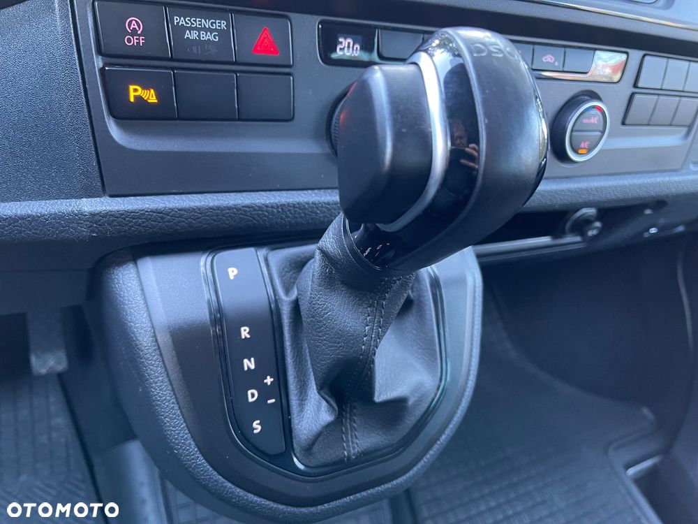 Volkswagen Caravelle 2.0 TDI L1 Highline DSG - 21