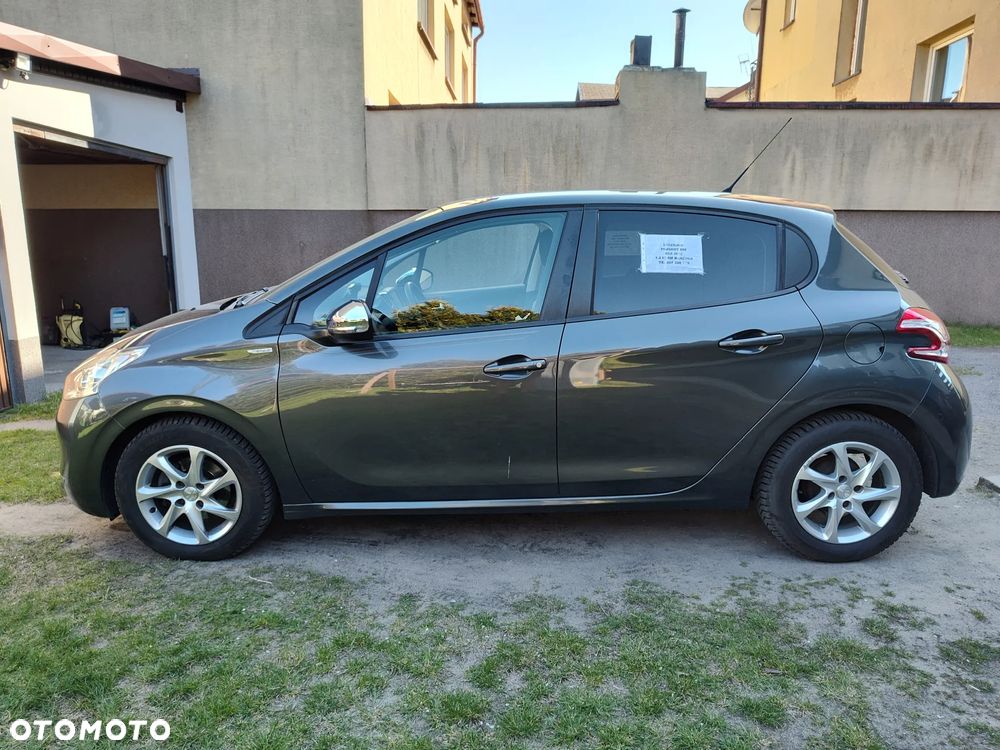 Peugeot 208 82 VTI Active - 3