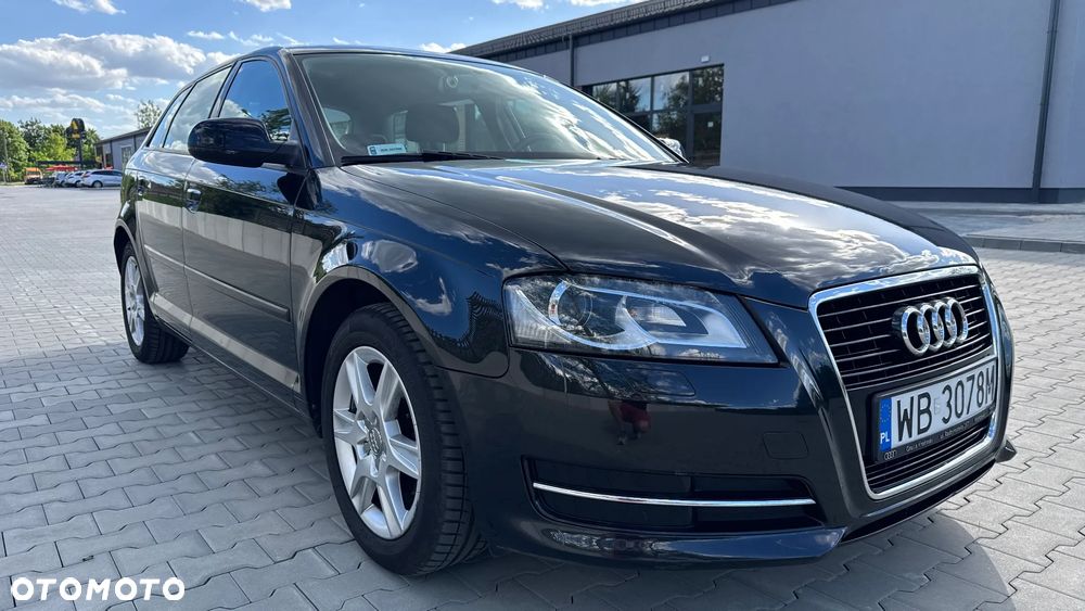 Audi A3 Sportback 1.2 TFSI Attraction - 1