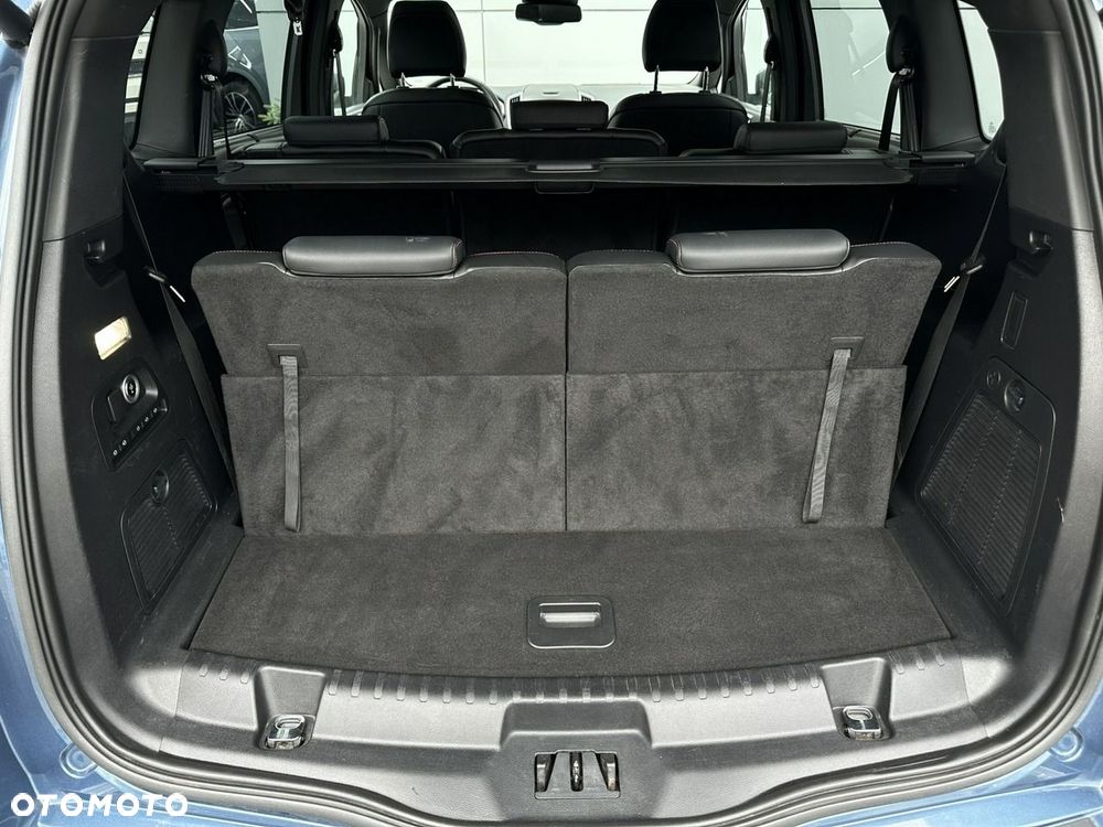 Ford S-Max - 19