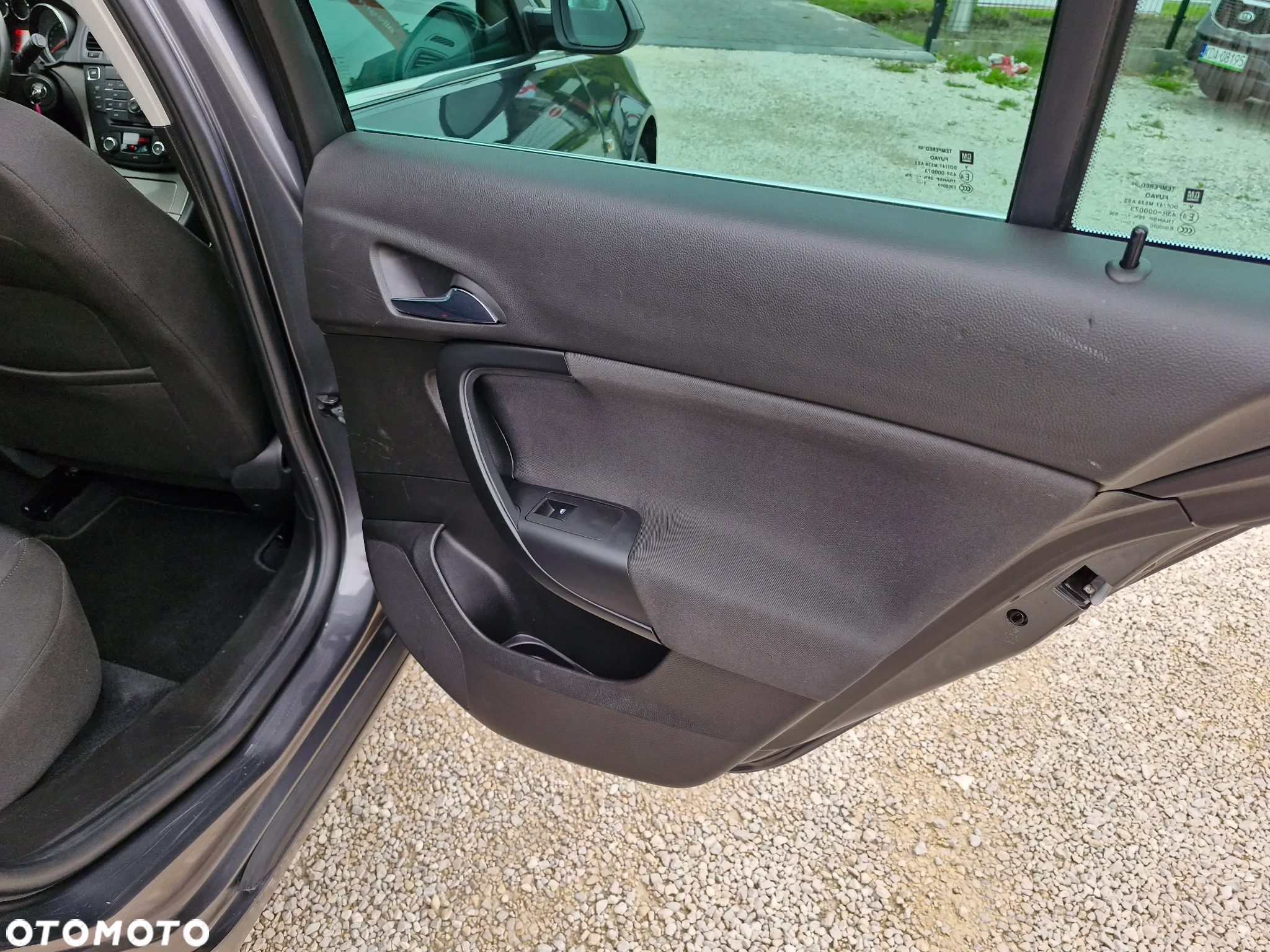 Opel Insignia - 21
