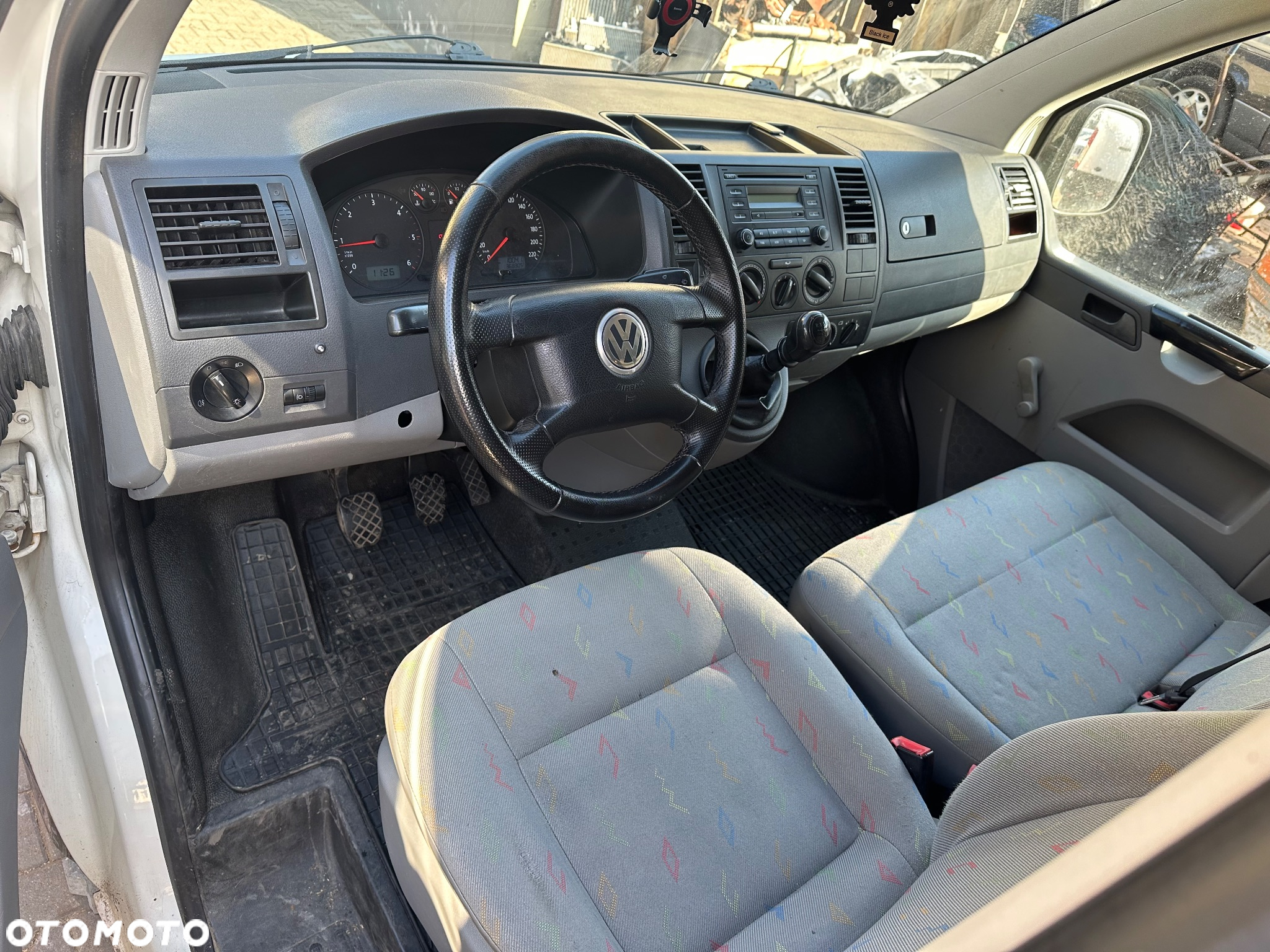 Volkswagen Transporter T5 TDI L1H1 - 4