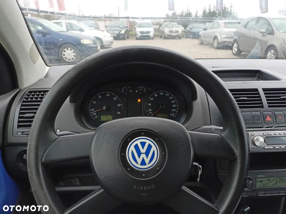 Volkswagen Polo - 9