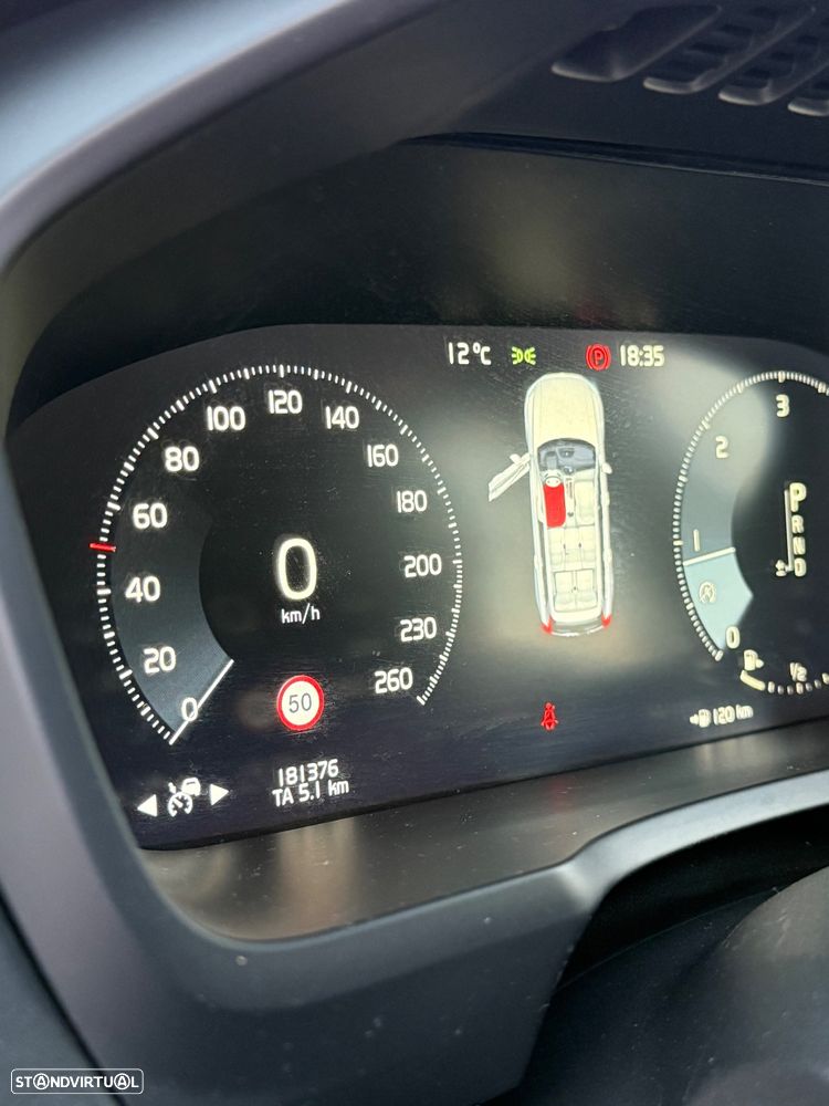 Volvo XC 90 2.0 D5 Inscription AWD - 3