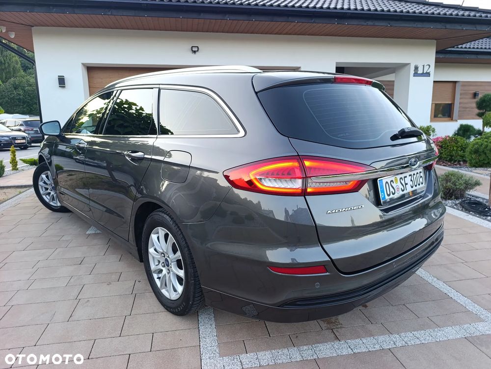 Ford Mondeo - 10
