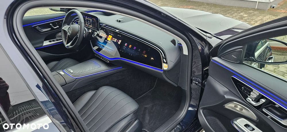 Mercedes-Benz Klasa E 300e 9G-TRONIC - 20