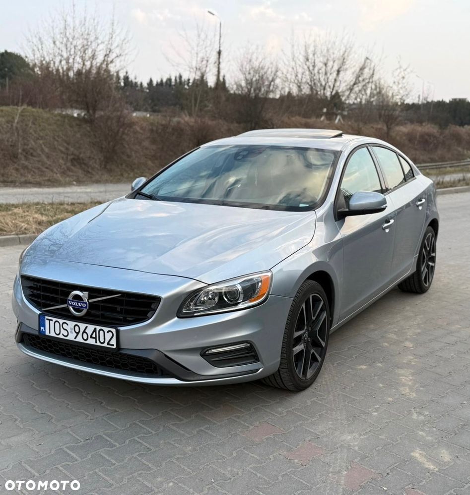 Volvo S60 - 1