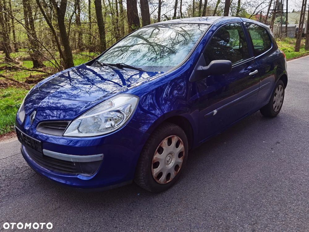 Renault Clio 1.2 16V 75 Expression - 1
