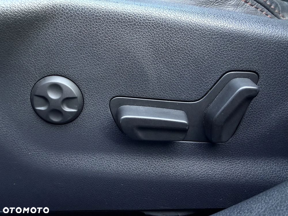 Peugeot 508 RXH BlueHDi 180 EAT6 Stop&Start - 24