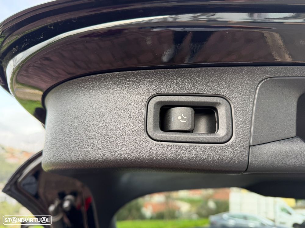 Mercedes-Benz GLA 250 e 8G-DCT Edition AMG Line - 44