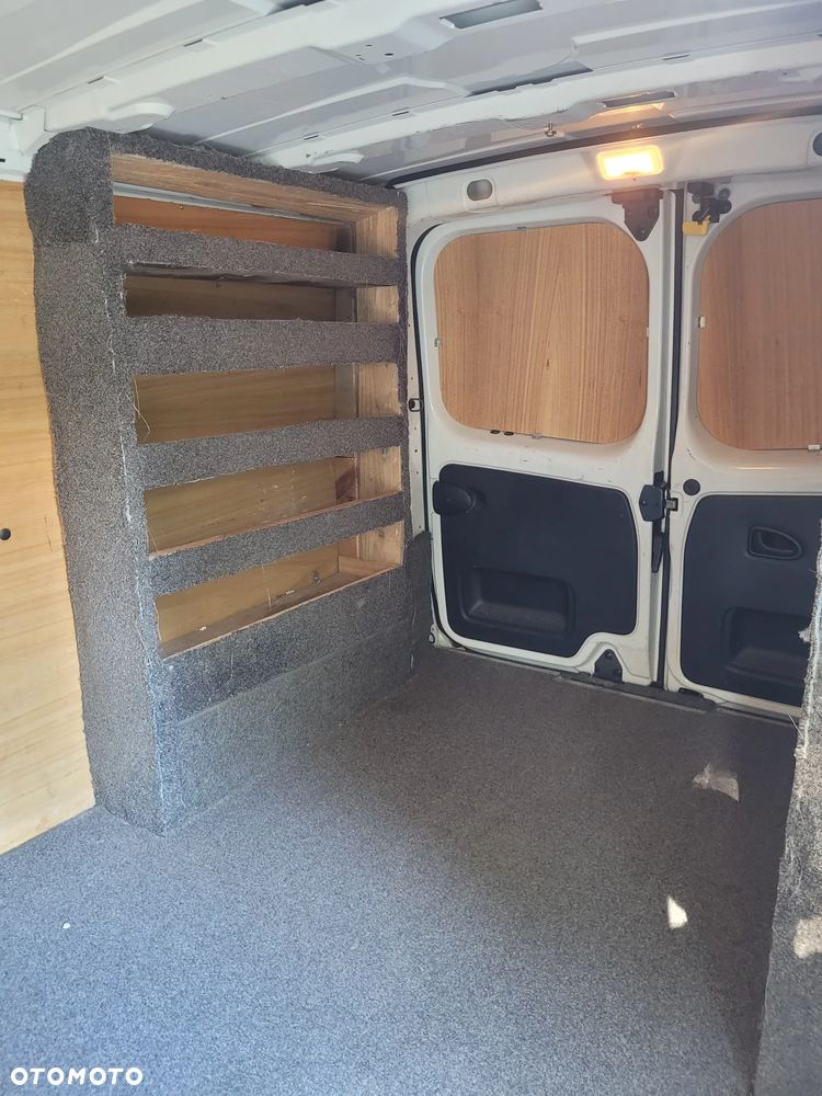 Renault Trafic - 11