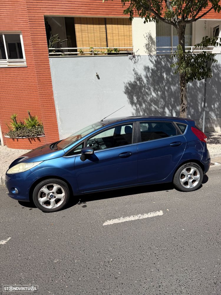 Ford Fiesta 1.25 Techno - 1