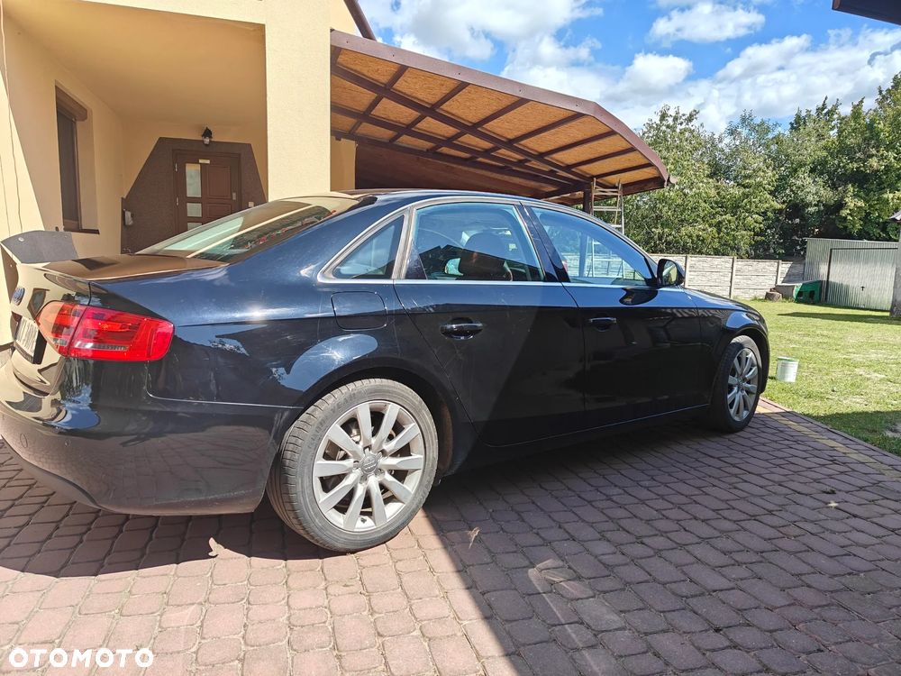 Audi A4 Avant - 2