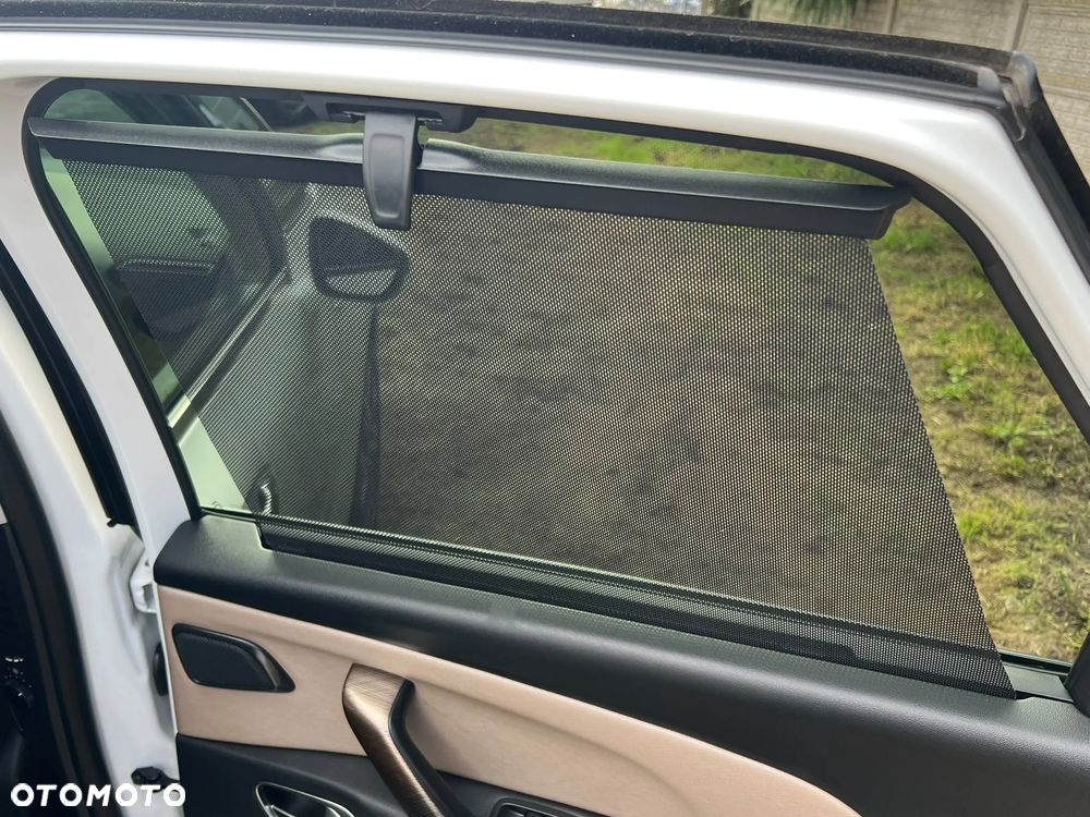 Citroën C4 Picasso BlueHDi 120 EAT6 Exclusive - 23