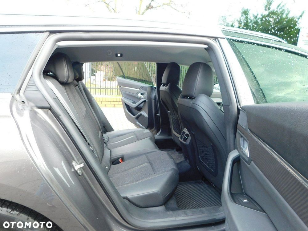 Peugeot 508 1.6 PureTech HYbrid PHEV Allure Pack S&S EAT8 - 16