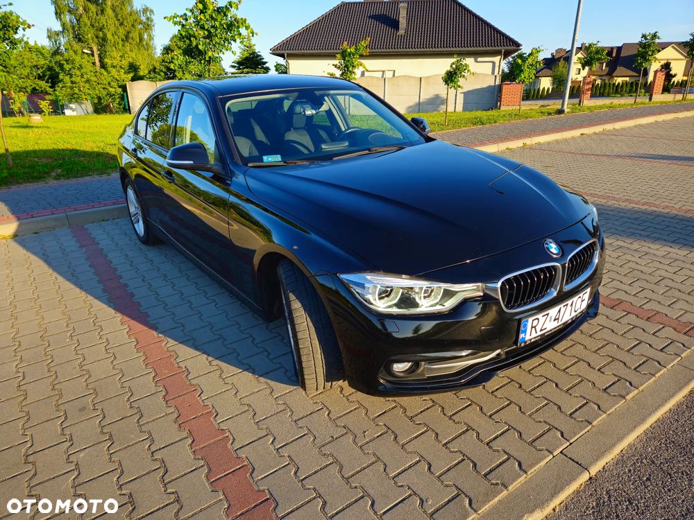 BMW Seria 3 318d Sport Line - 5