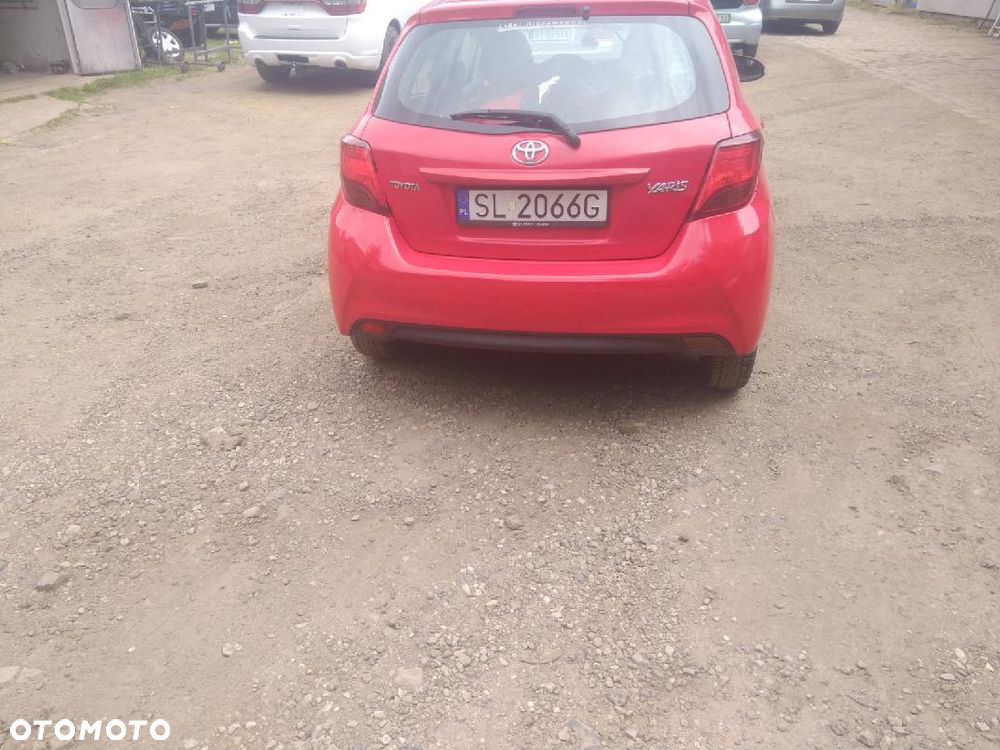 Toyota Yaris - 4