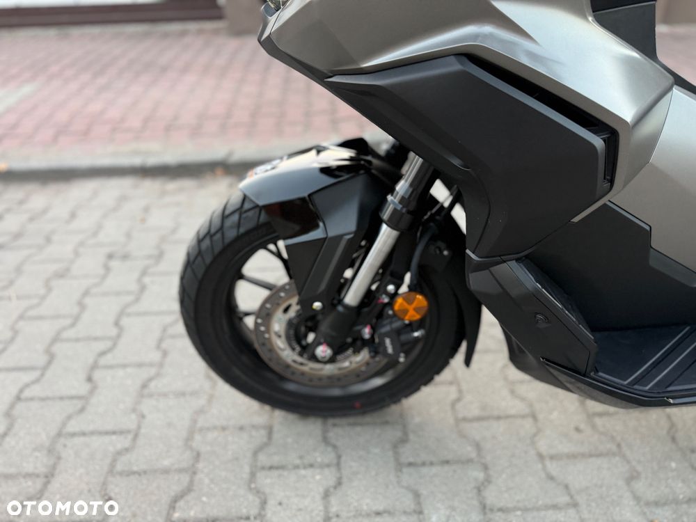 Honda X-ADV - 19