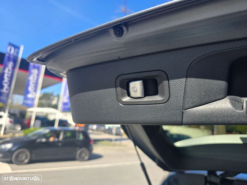 Mercedes-Benz GLC 300 de 4Matic 9G-TRONIC AMG Line Plus - 58