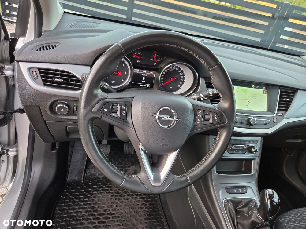 Opel Astra - 24