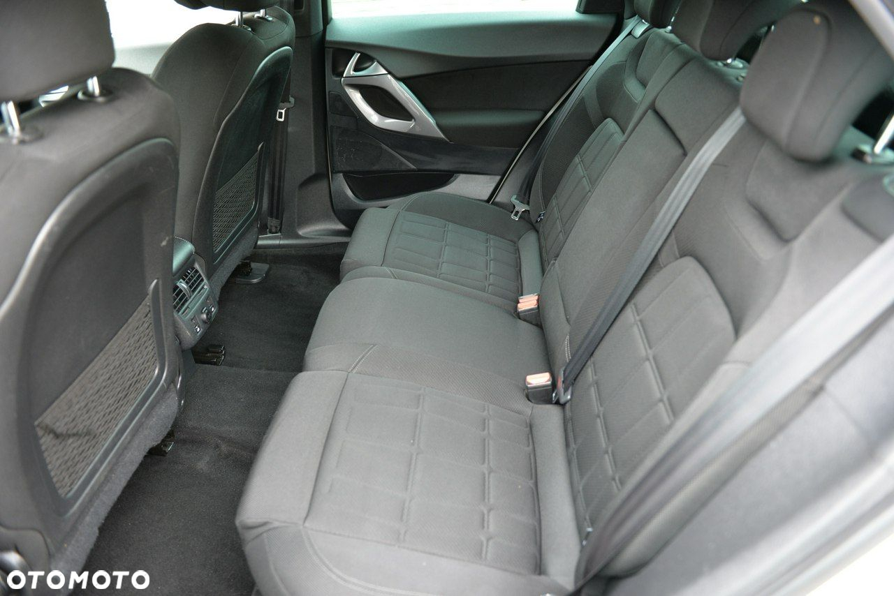 Citroën DS5 HDi 165 Chic - 10