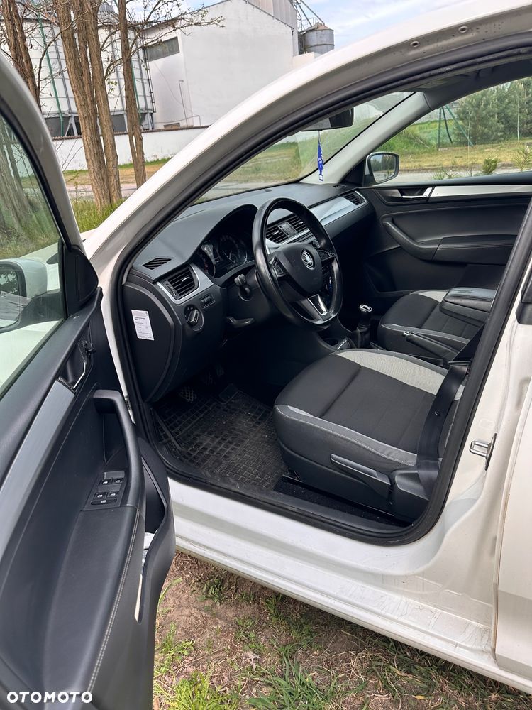 Skoda RAPID 1.4 TDI DPF Ambition - 6