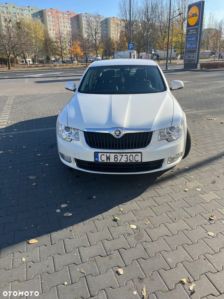 Skoda Superb 1.6 TDI Active - 1