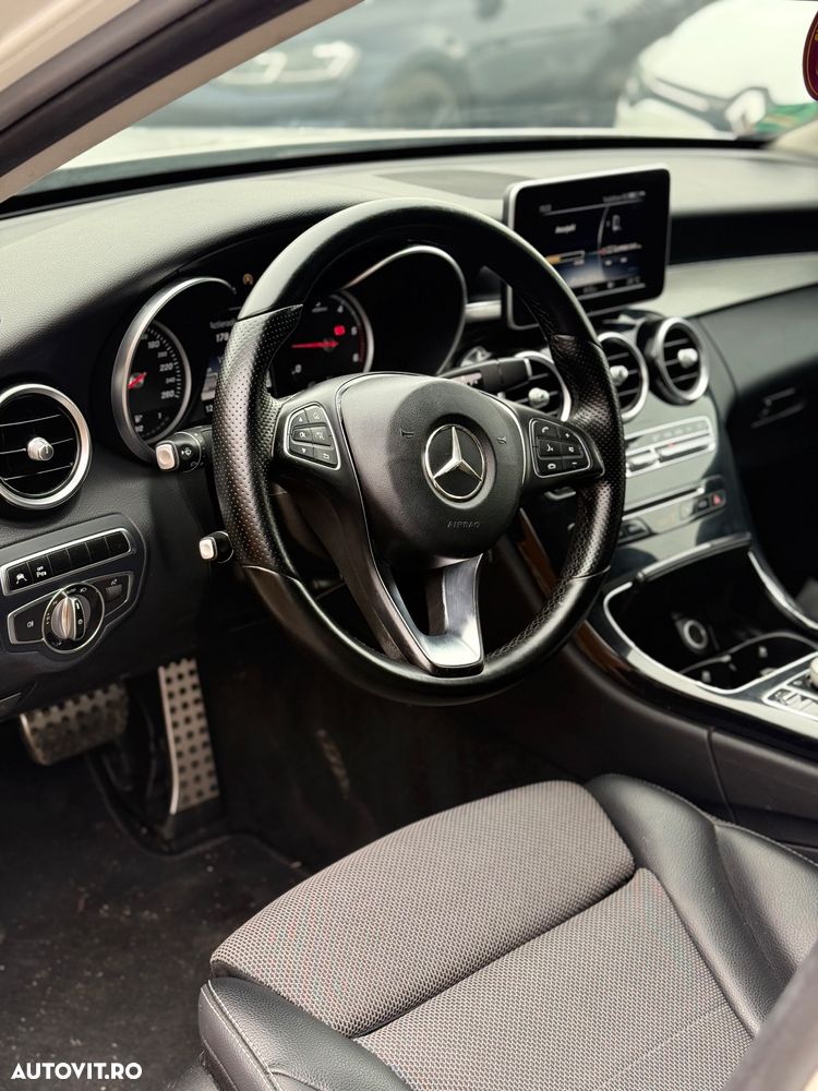Mercedes-Benz C - 4