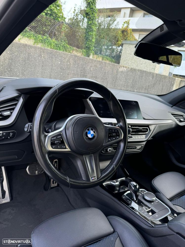 BMW 116 d Pack Desportivo M - 17