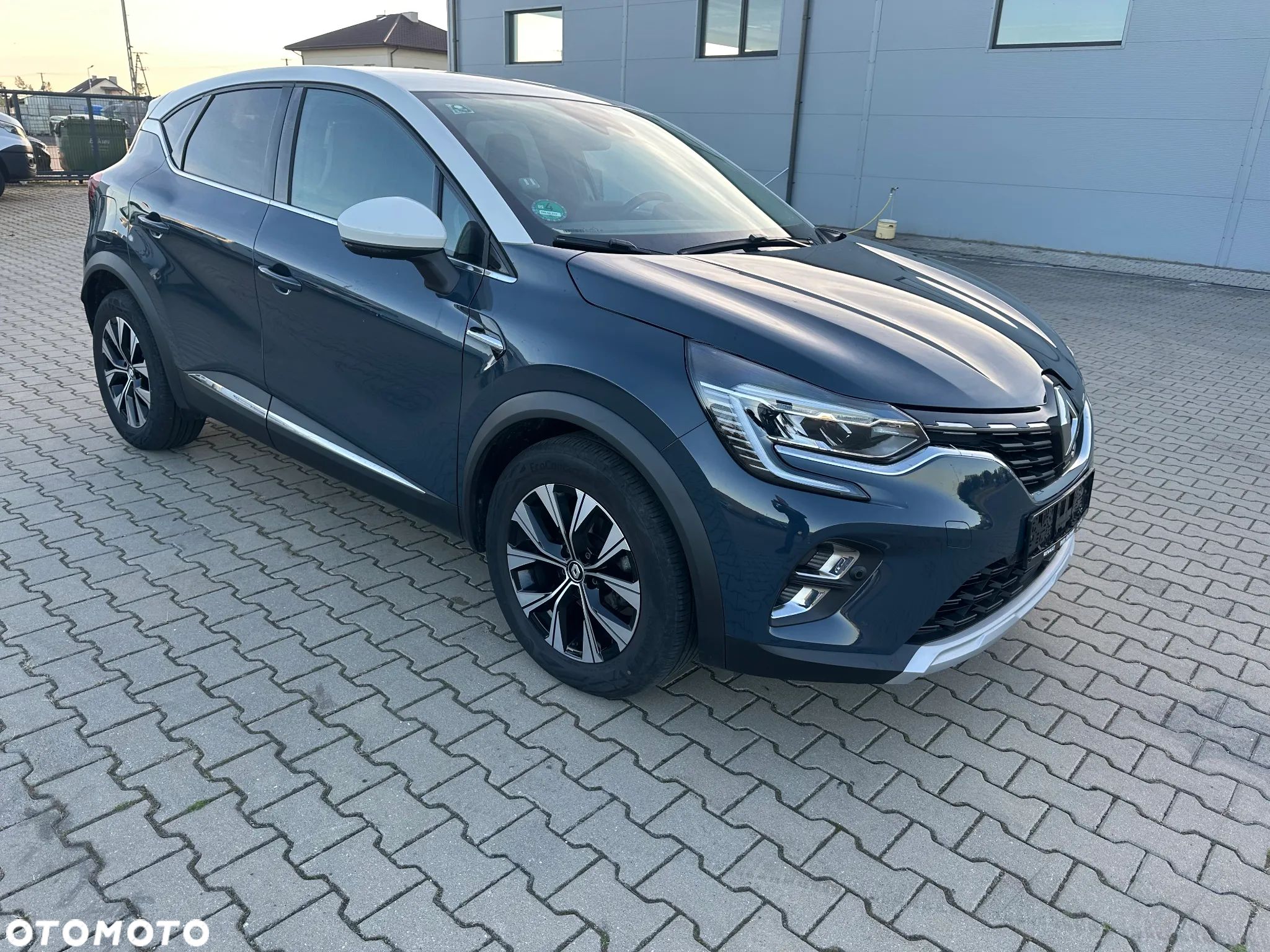 Renault Captur 1.3 TCe mHEV Techno EDC - 1