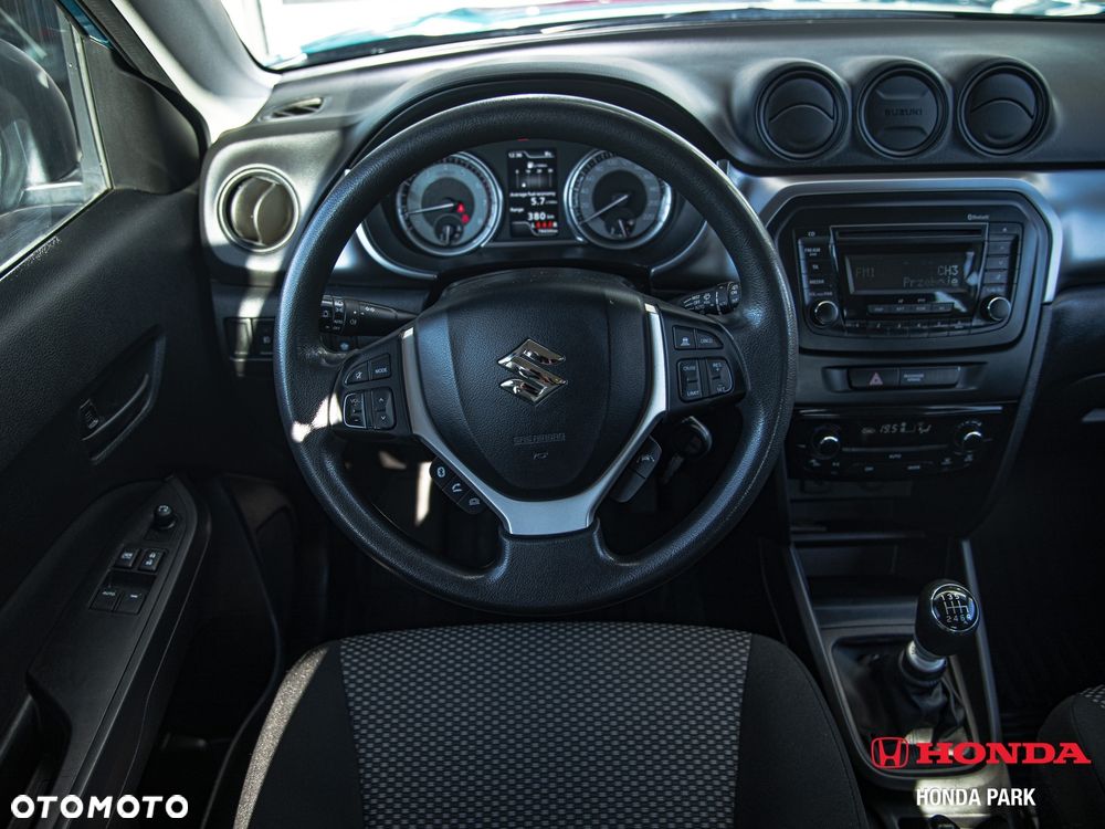 Suzuki Vitara - 25
