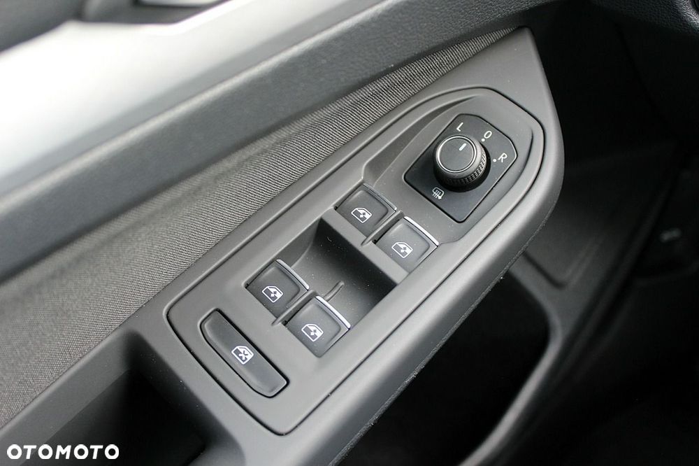 Volkswagen Golf 1.5 TSI EVO Life - 25