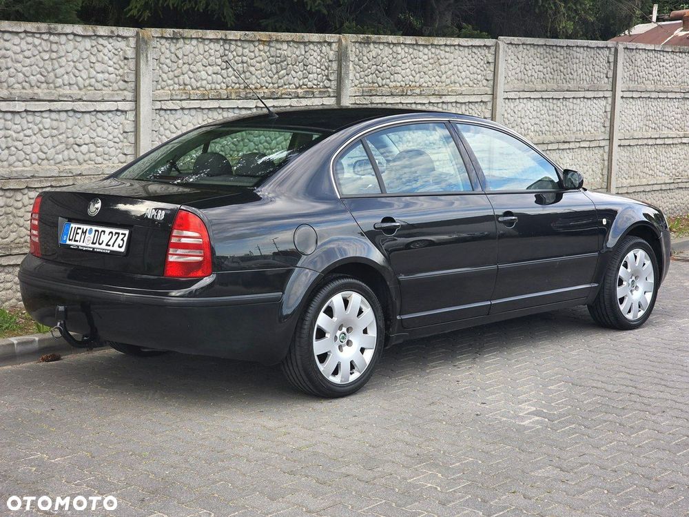 Skoda Superb 2.0 Comfort - 8