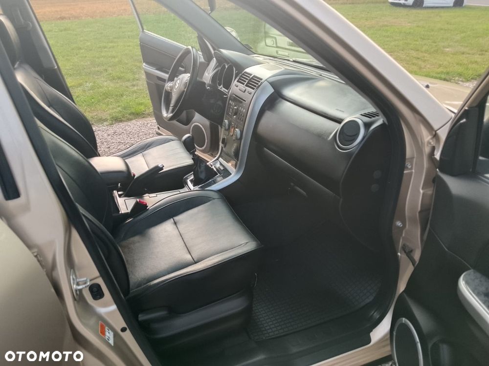 Suzuki Grand Vitara 2.4 Premium EU5 - 7