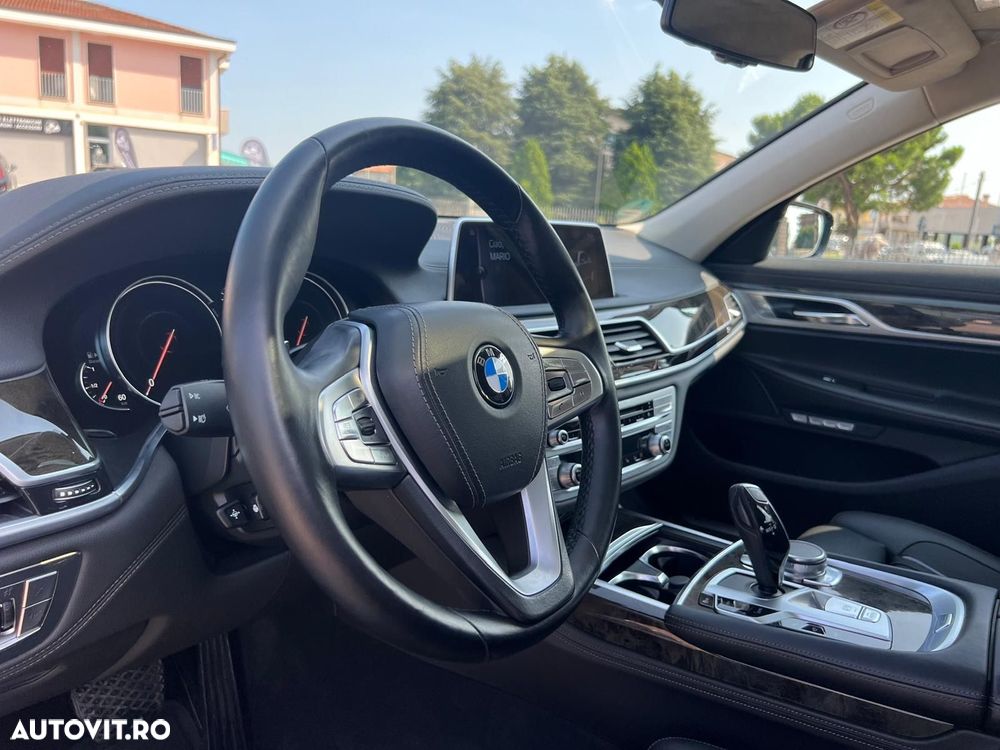 BMW Seria 7 730d - 18