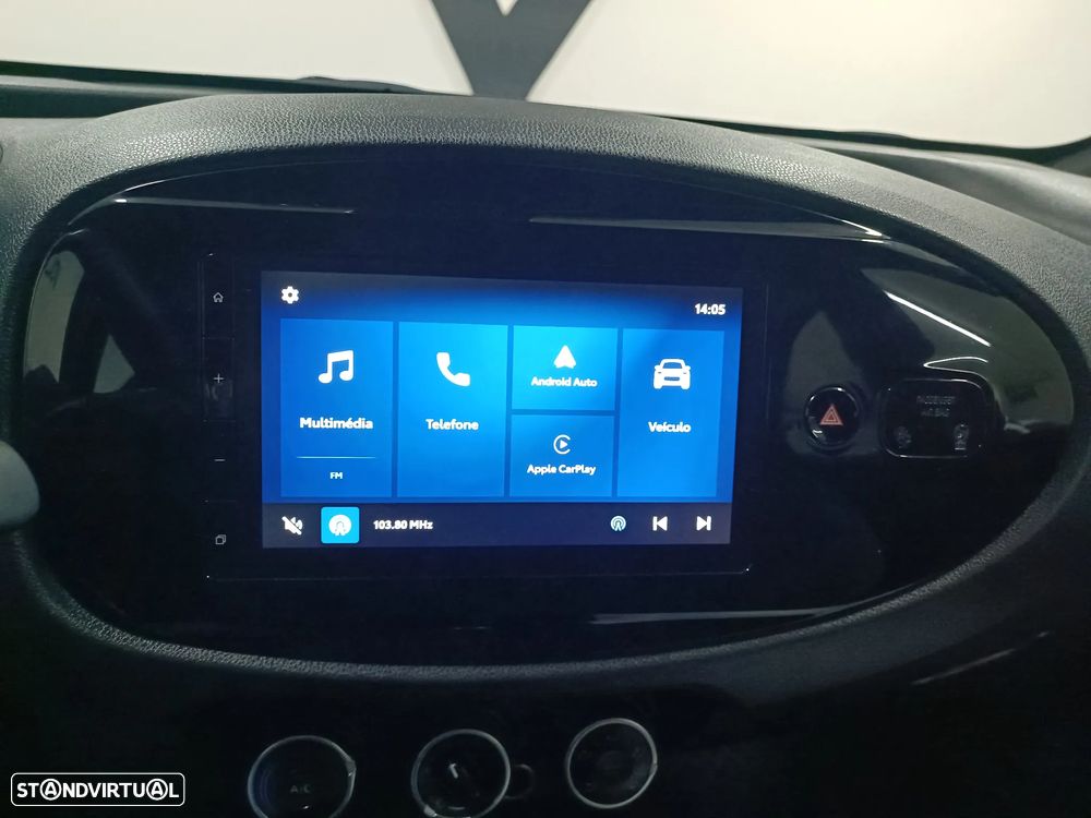 Toyota Aygo X Play - 33