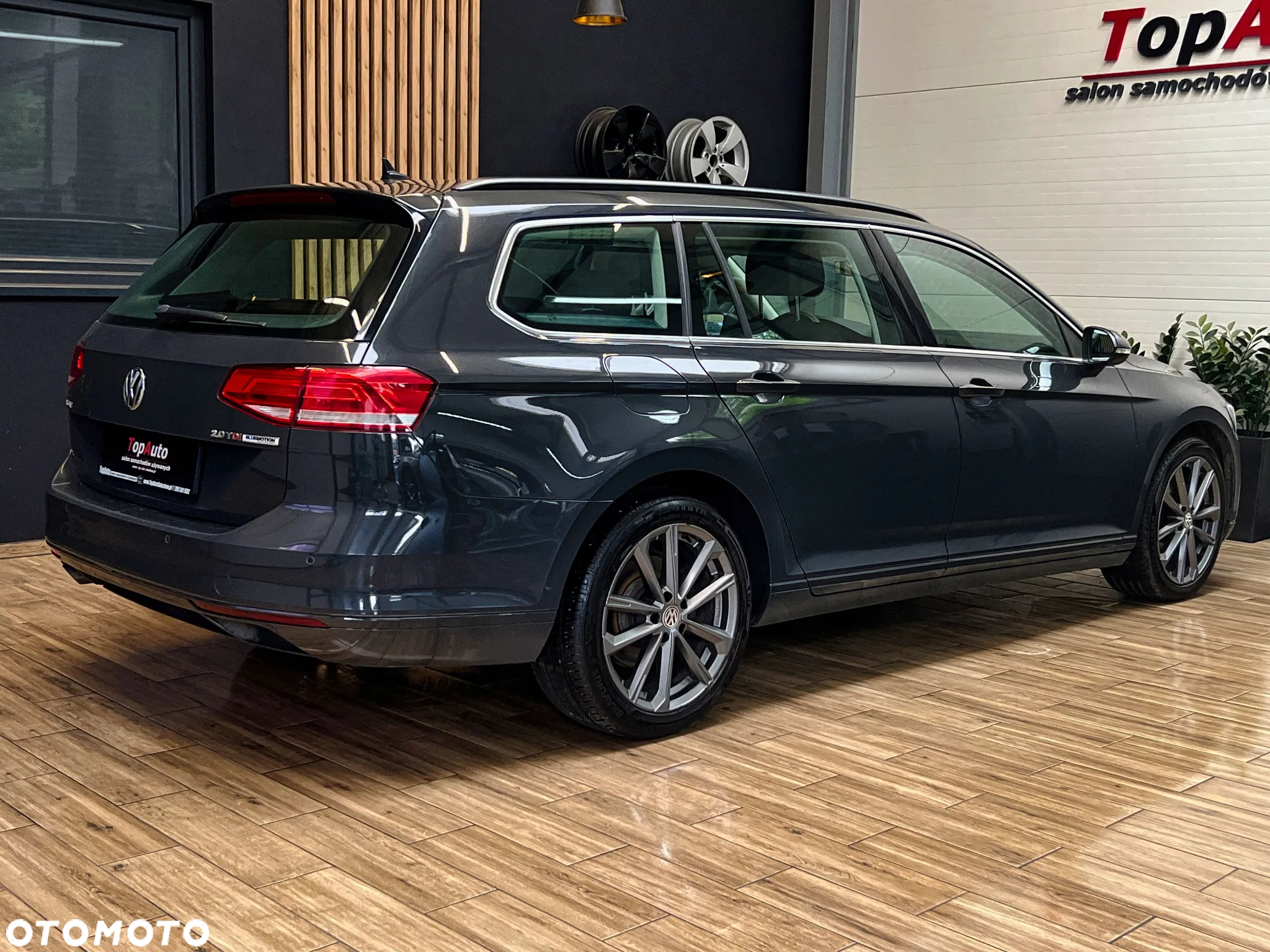 Volkswagen Passat 2.0 TDI Business DSG - 6