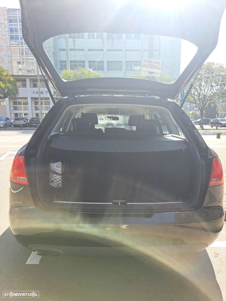 Audi A4 Avant 2.0 TDi Advance - 6