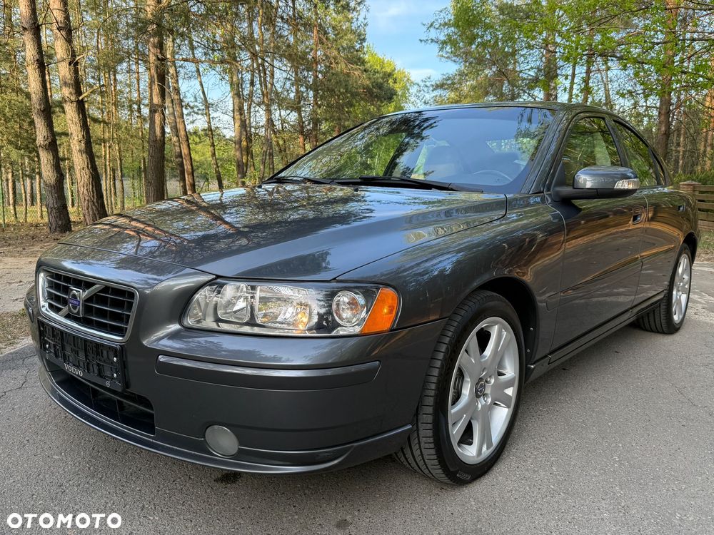 Volvo S60 2.4D Automatik Momentum - 1