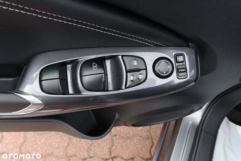 Nissan Juke 1.6 Hybrid N-Connecta AMT - 15