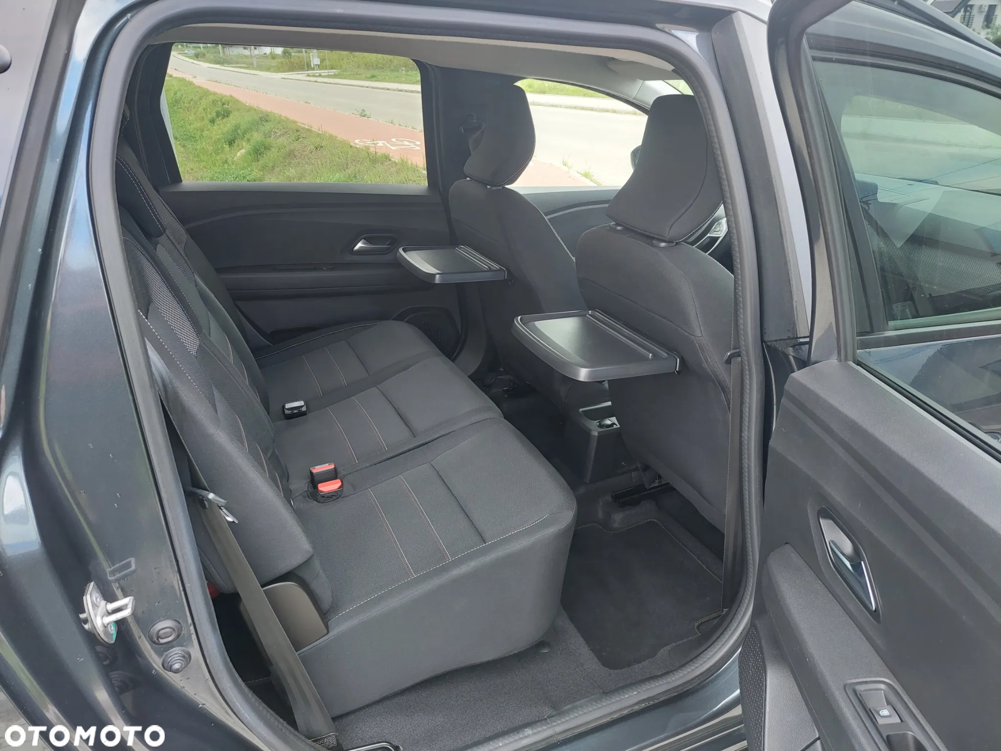 Dacia Jogger 1.0 TCe Extreme+ 7os - 14