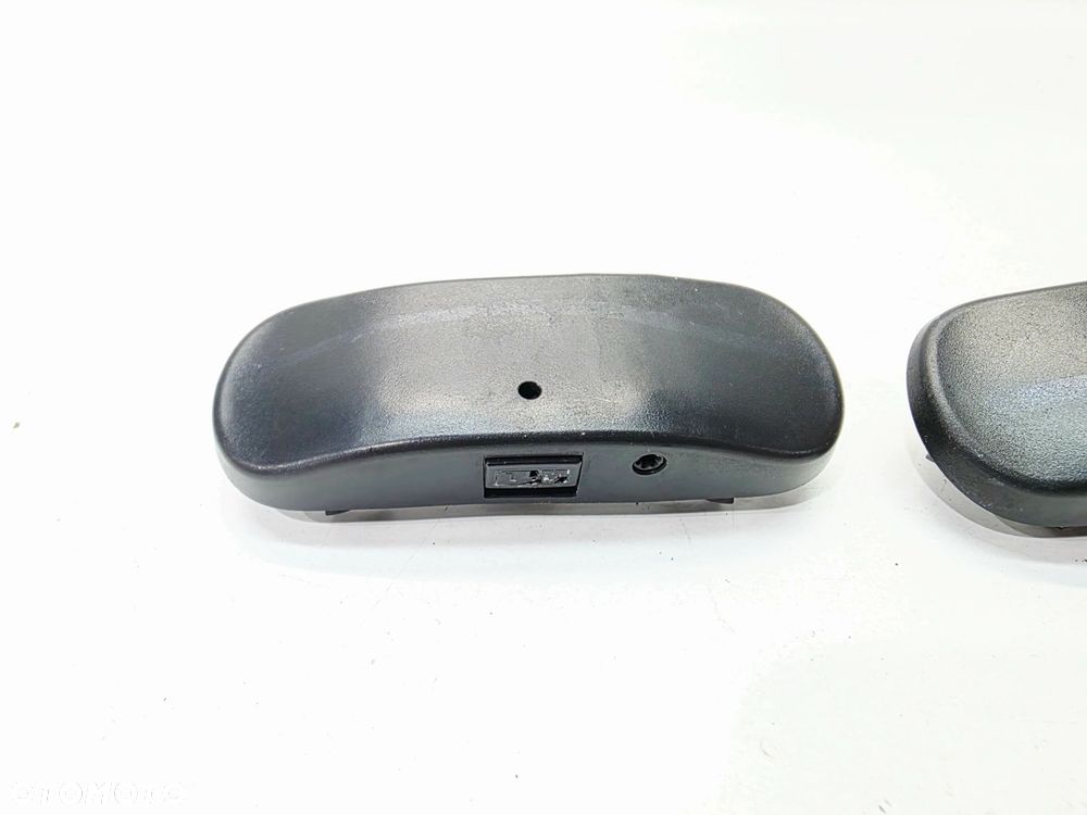 DYSZA SPRYSKIWACZA PRAWA + LEWA MGIEŁKA AUDI A3 8Y 8Y0955987E 8Y0955988E - 2
