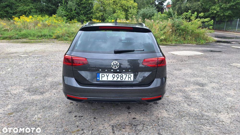 Volkswagen Passat 1.6 TDI SCR DSG Comfortline - 5