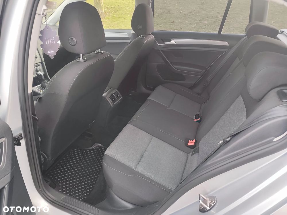 Volkswagen Golf 1.6 BlueTDI DSG Comfortline - 9