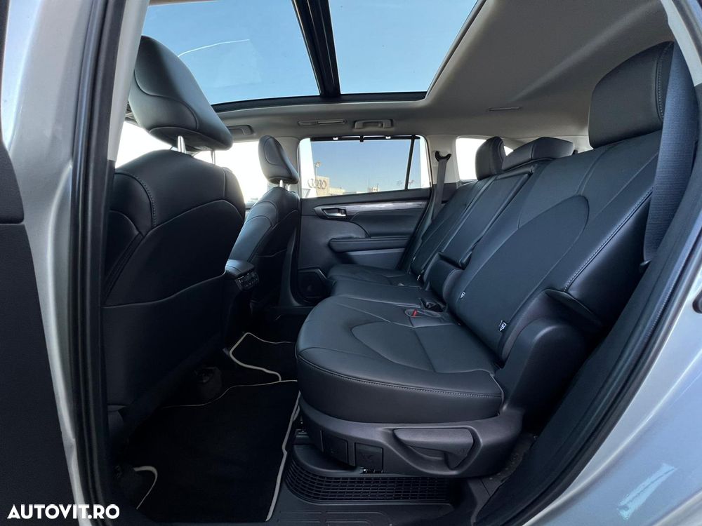 Toyota Highlander 2.5 L Dynamic Force 248CP Luxury Metallic - 15